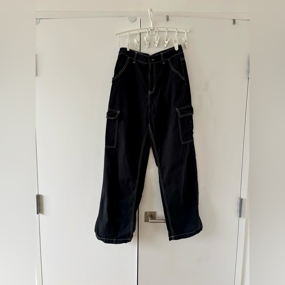 H&M Black Cargo Pants